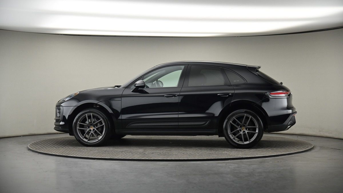 More views of Porsche Macan