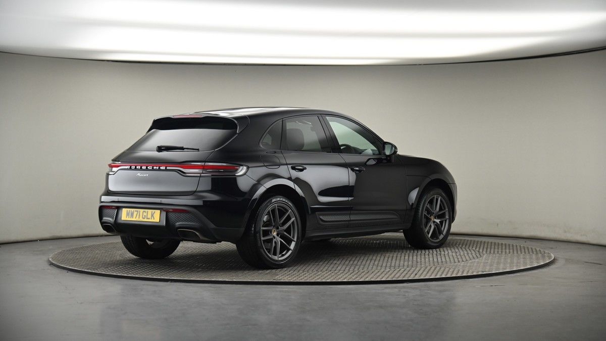 More views of Porsche Macan