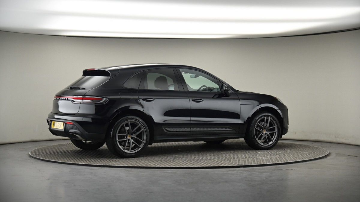 More views of Porsche Macan