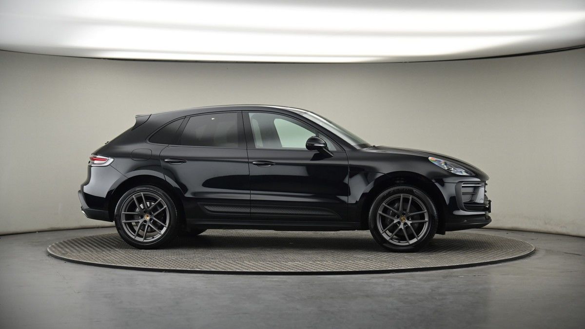 More views of Porsche Macan