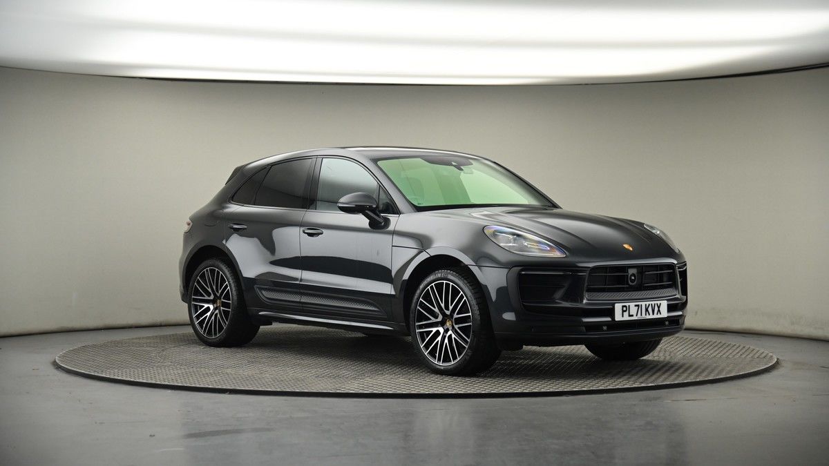 More views of Porsche Macan