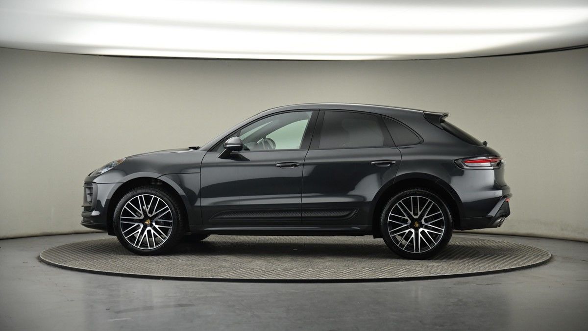 More views of Porsche Macan