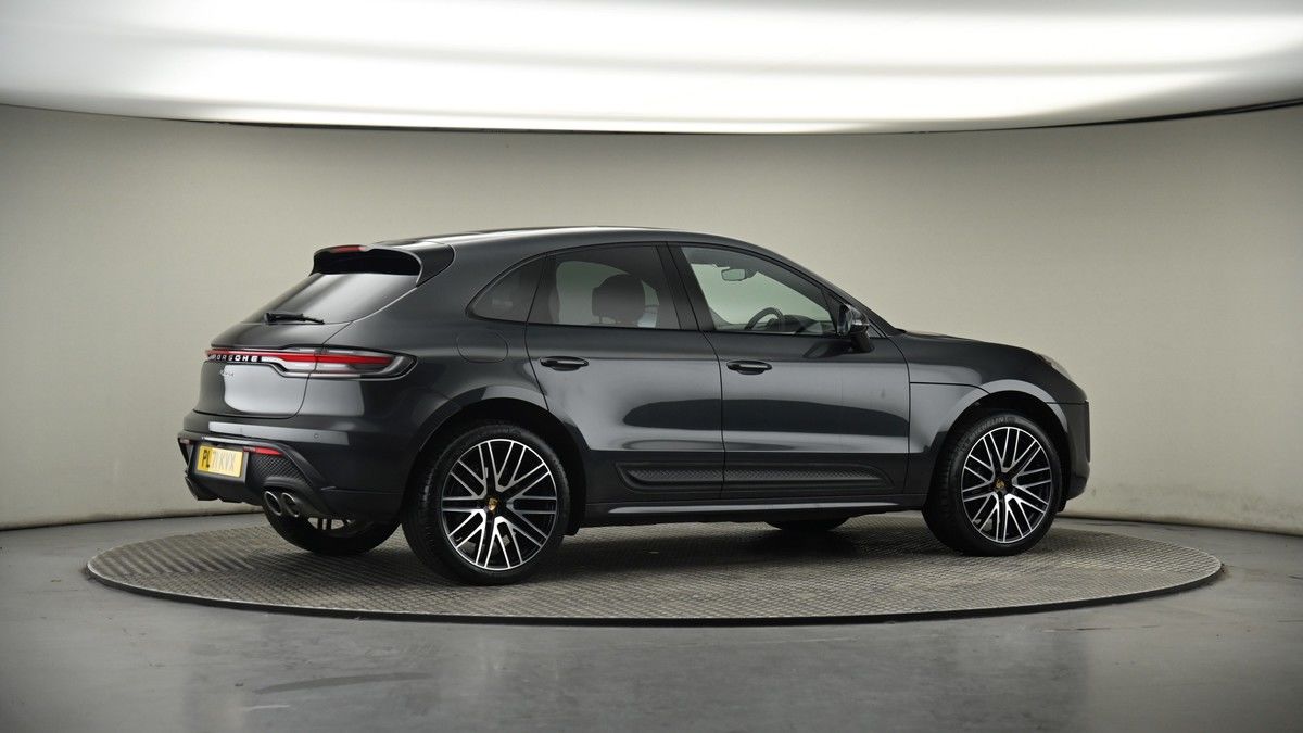 More views of Porsche Macan