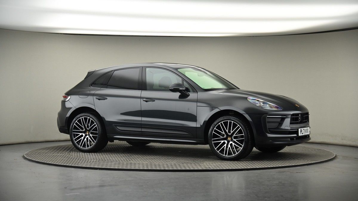 Porsche Macan Image 6