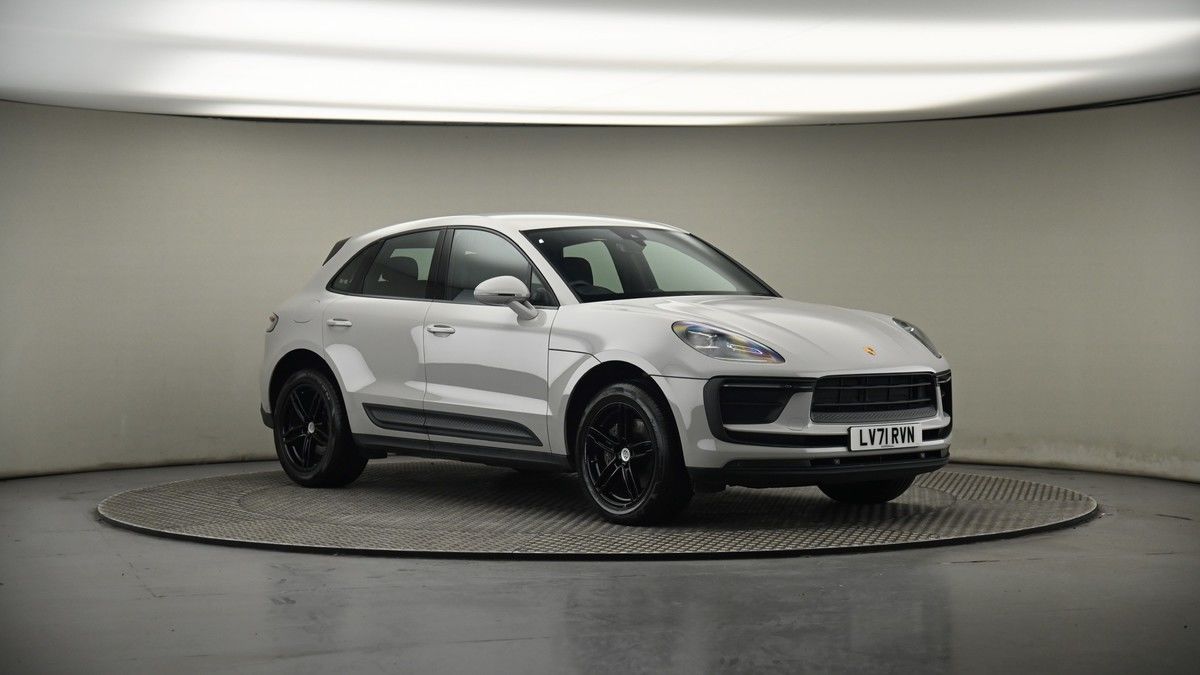 More views of Porsche Macan