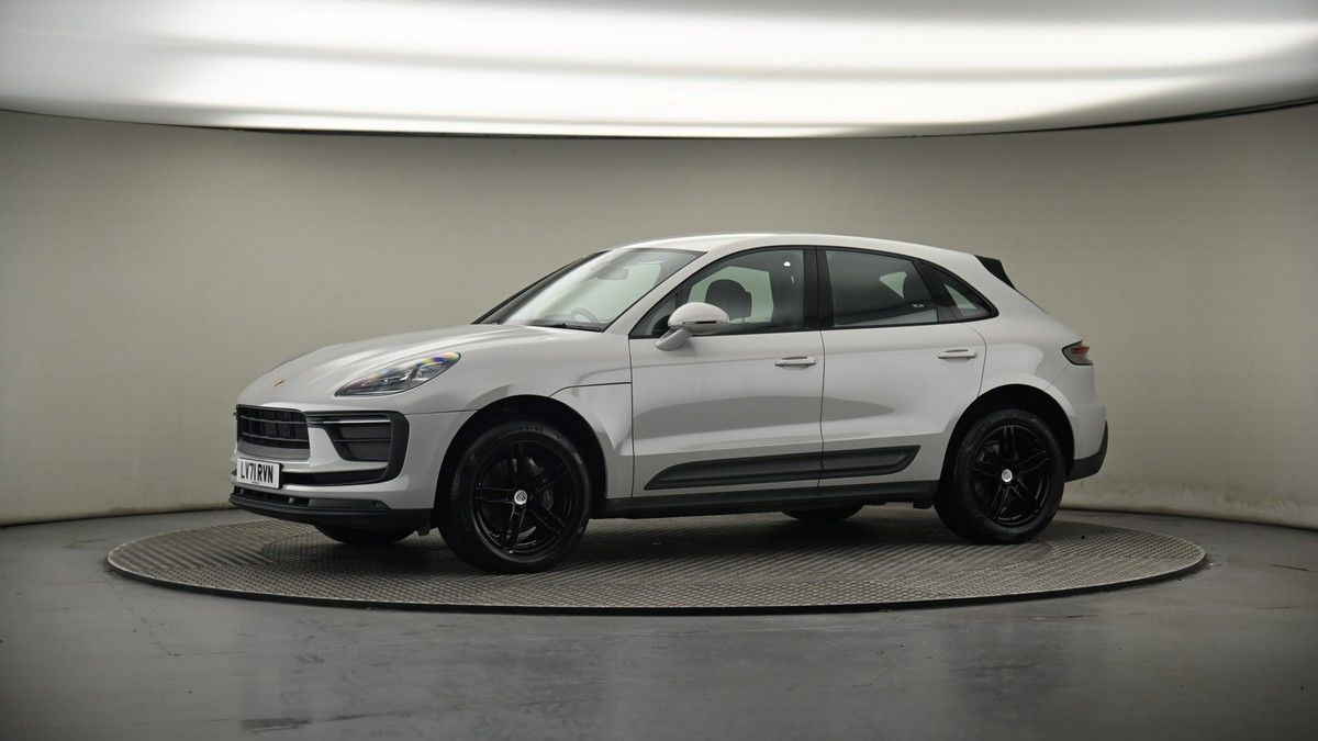 More views of Porsche Macan