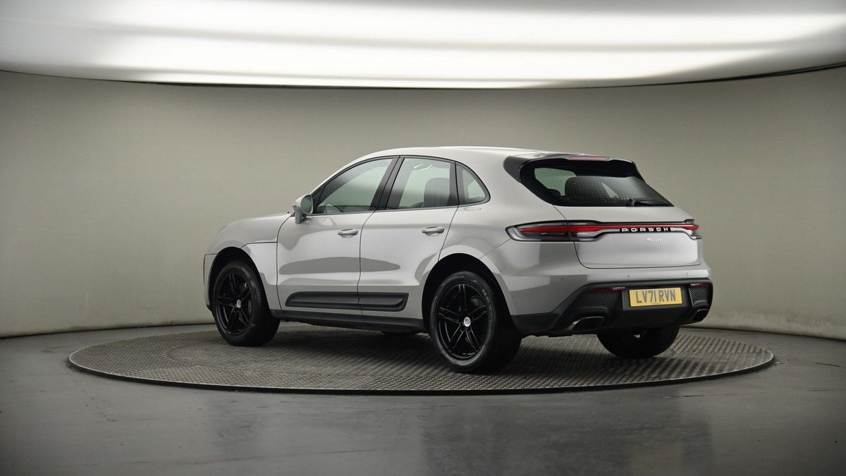 More views of Porsche Macan