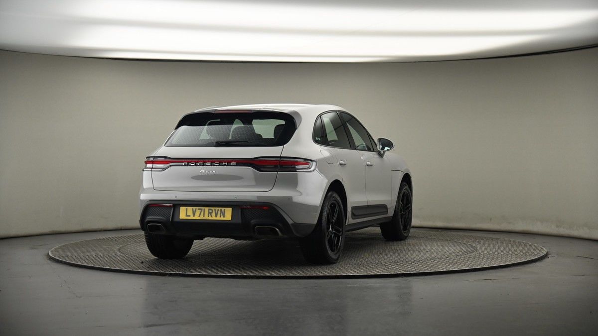 More views of Porsche Macan