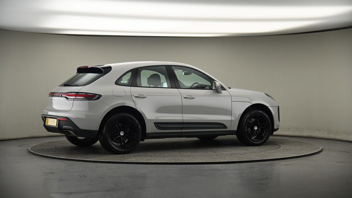 More views of Porsche Macan