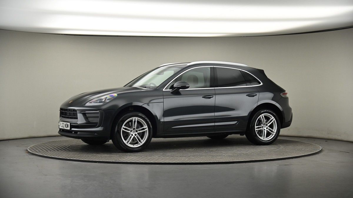 More views of Porsche Macan