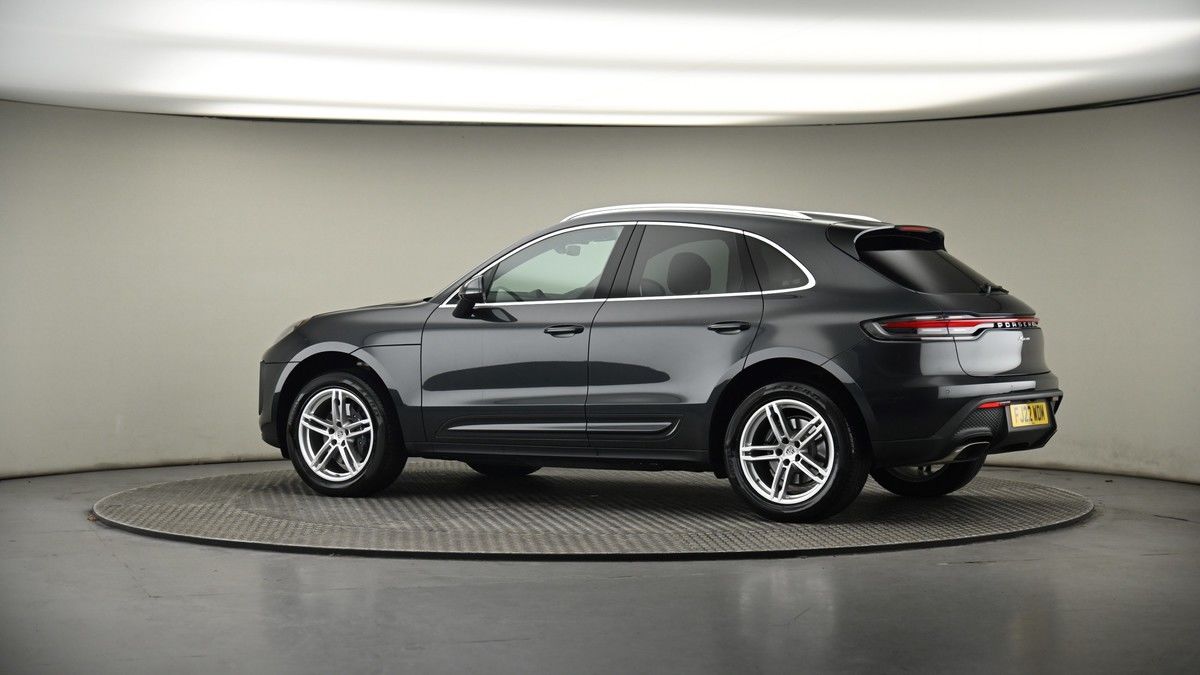 More views of Porsche Macan