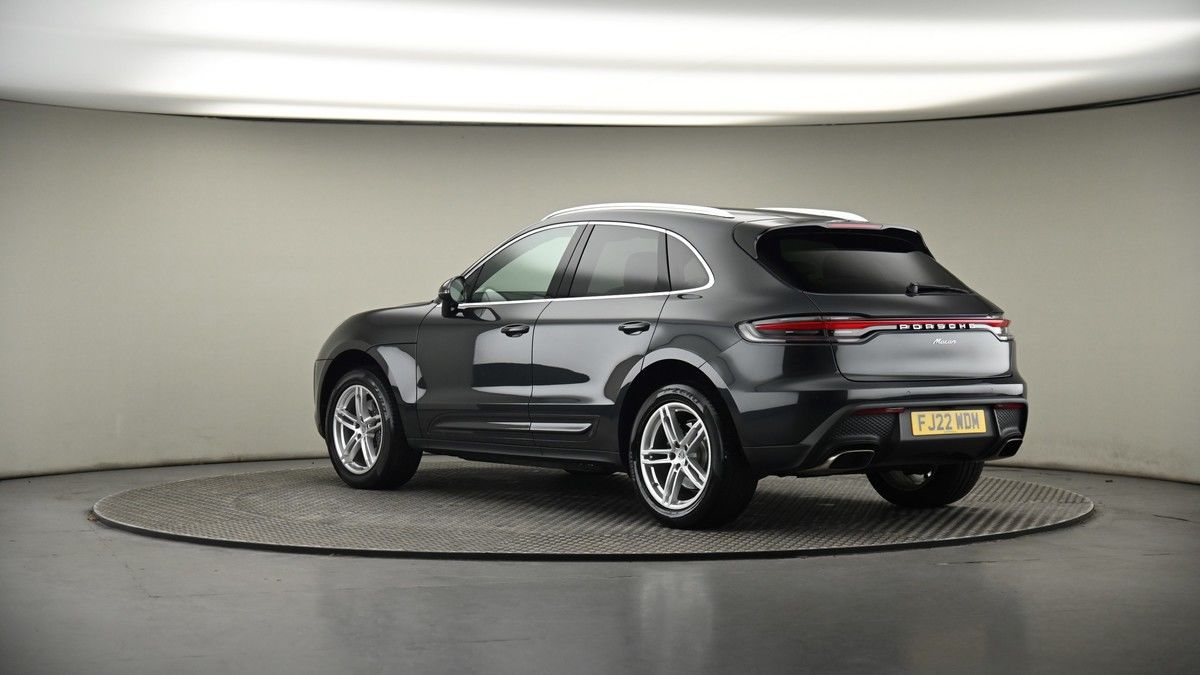 More views of Porsche Macan