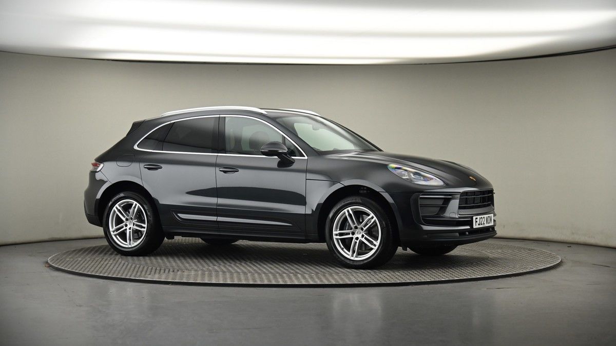 Porsche Macan Image 6