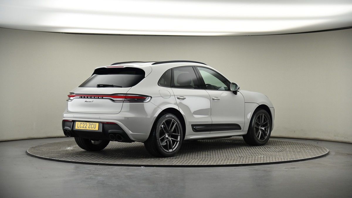 Porsche Macan Image 7