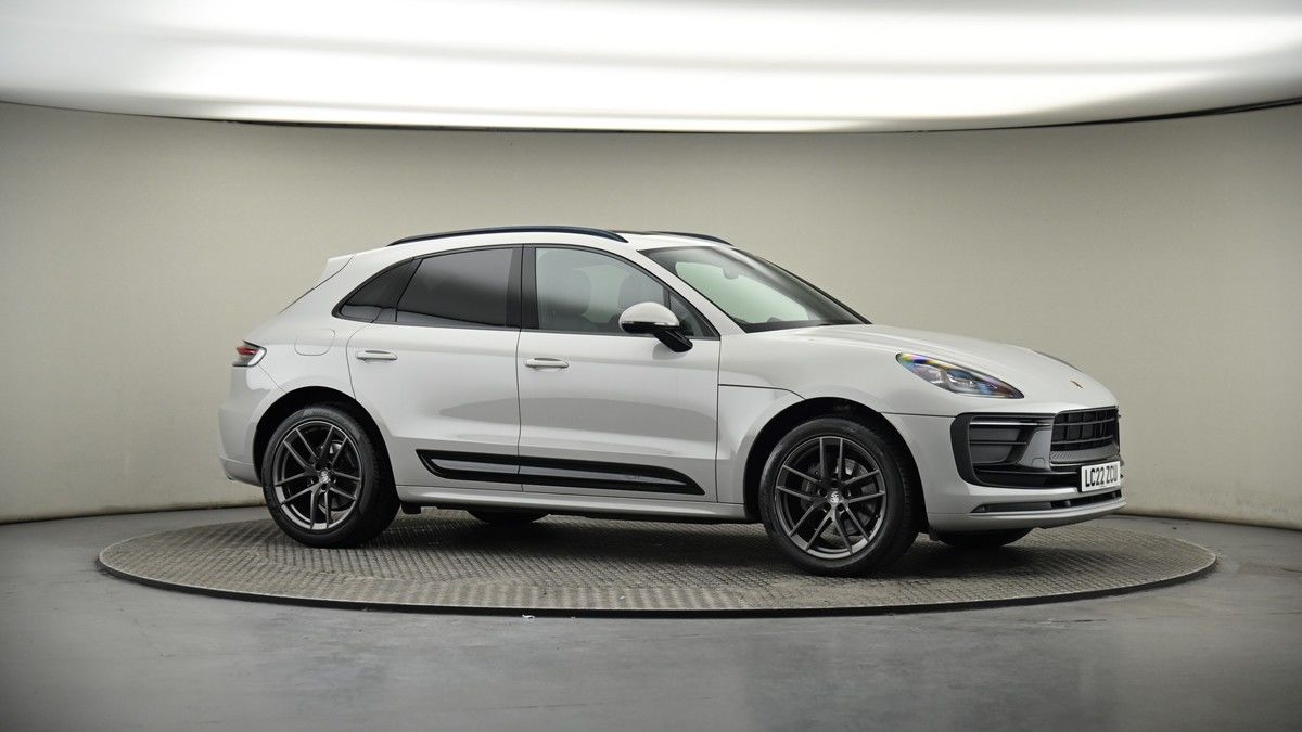 Porsche Macan Image 6