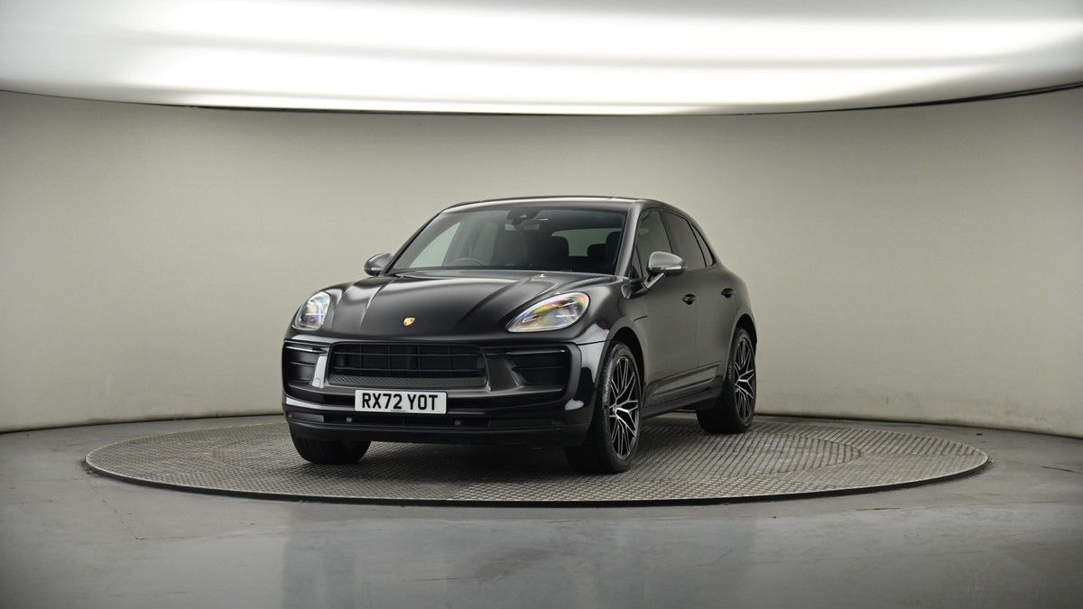 More views of Porsche Macan