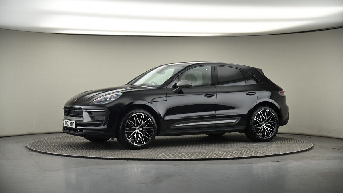 More views of Porsche Macan