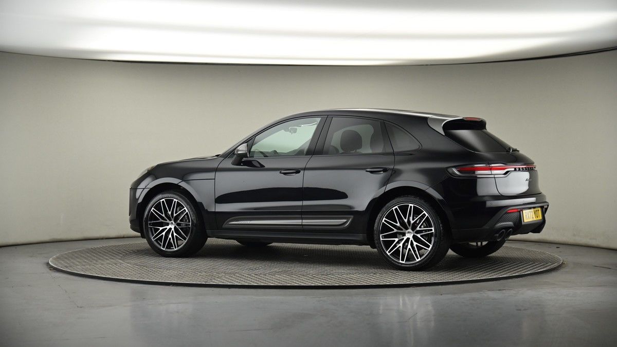 More views of Porsche Macan