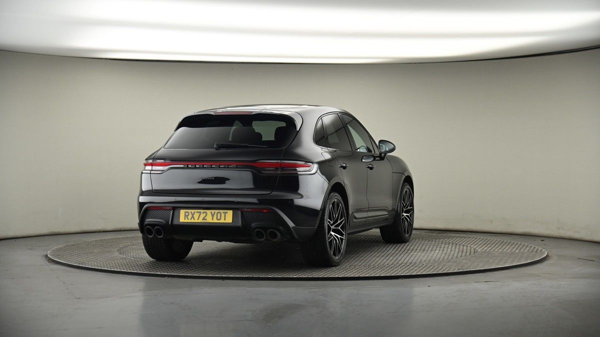 More views of Porsche Macan