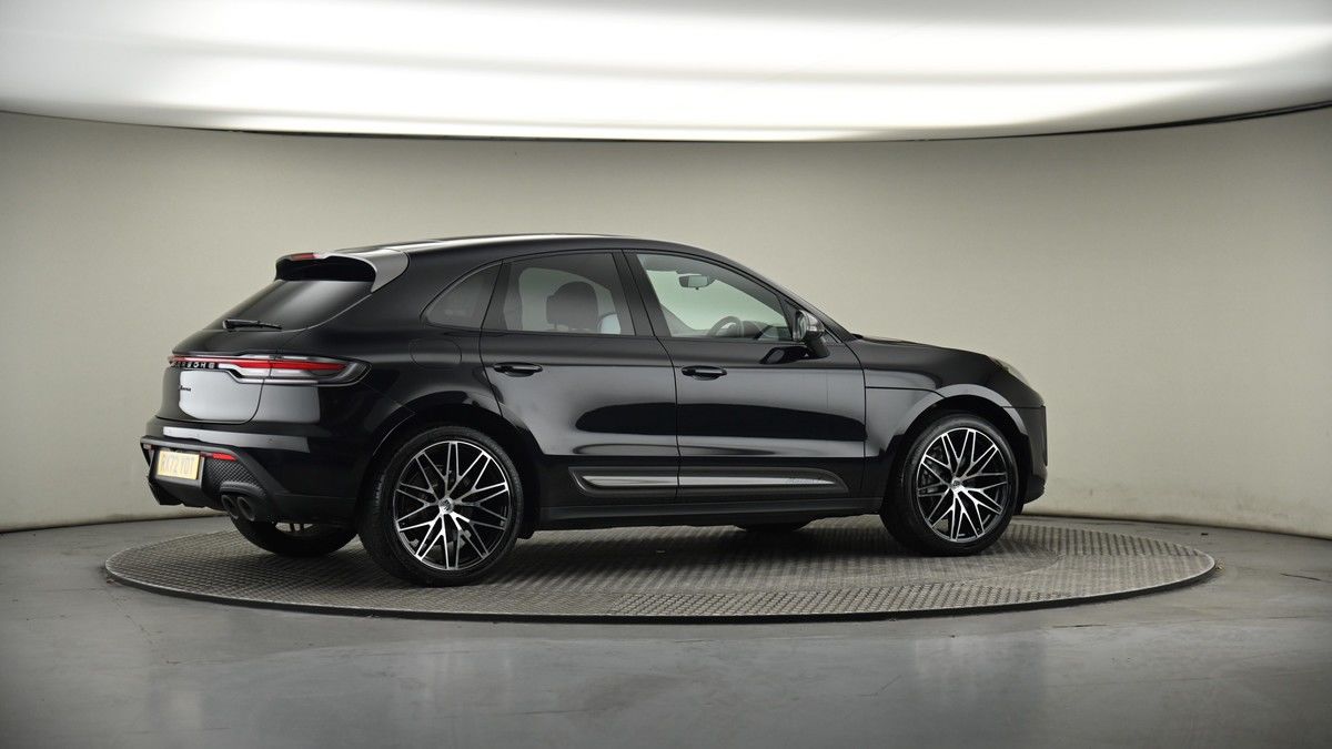 More views of Porsche Macan