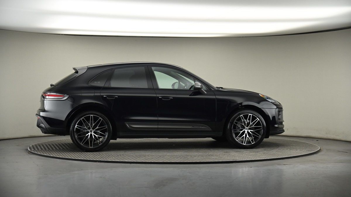 More views of Porsche Macan