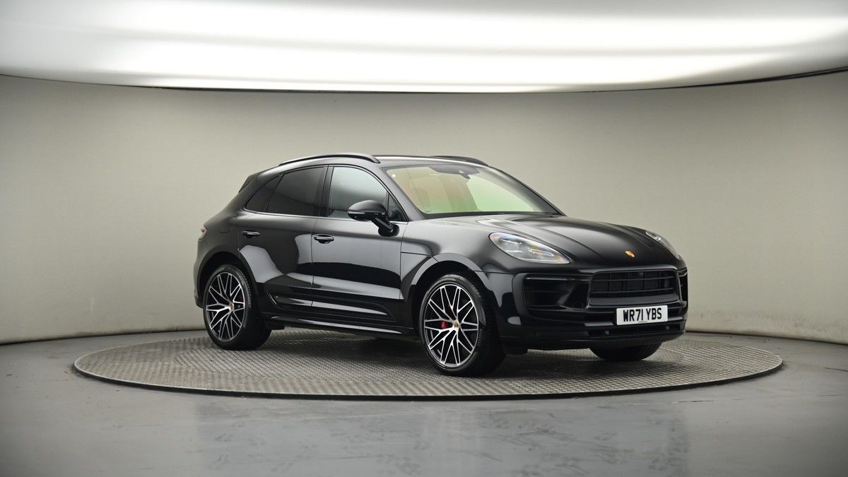 More views of Porsche Macan