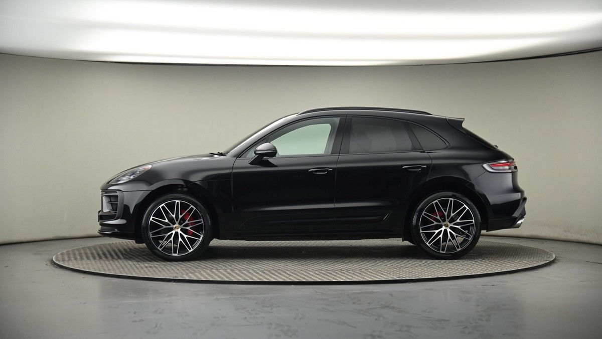 Porsche Macan Image 19