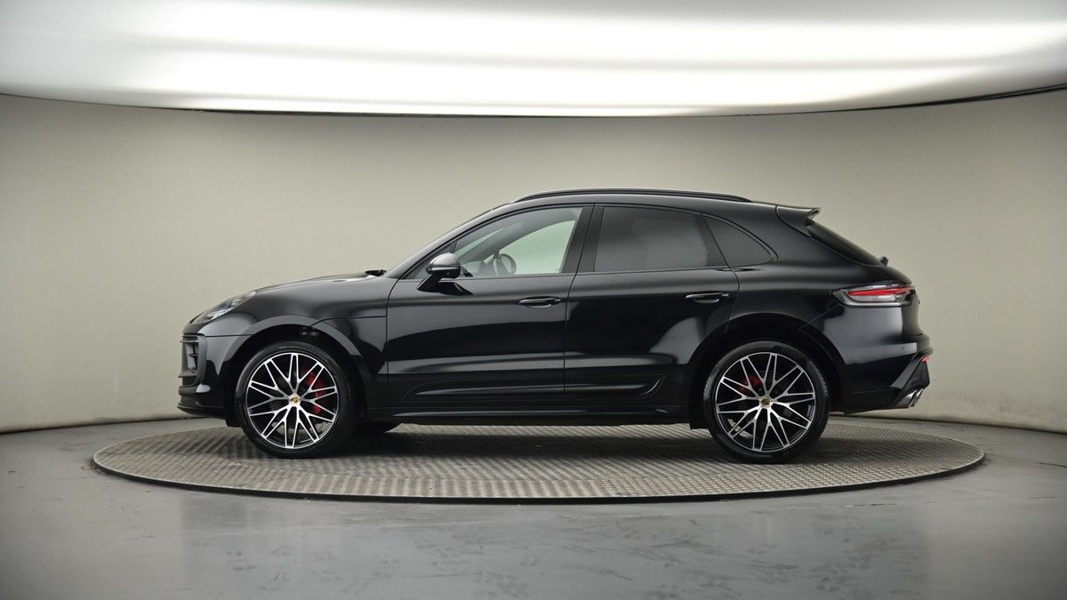 More views of Porsche Macan