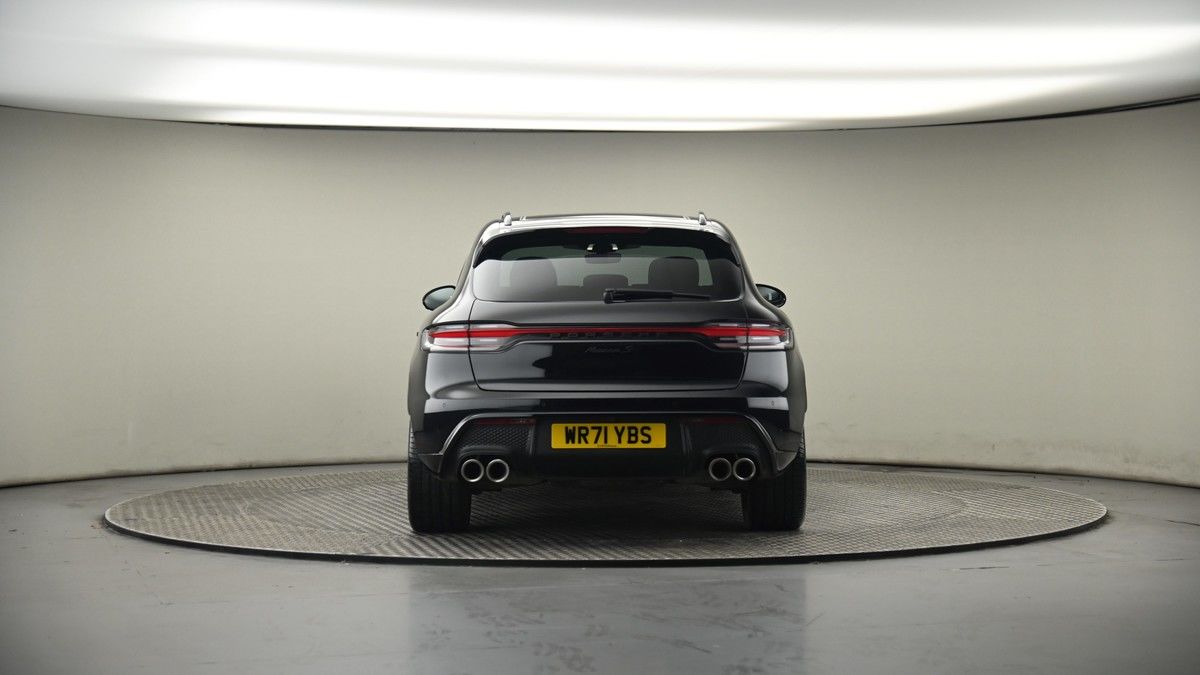 Porsche Macan Image 17