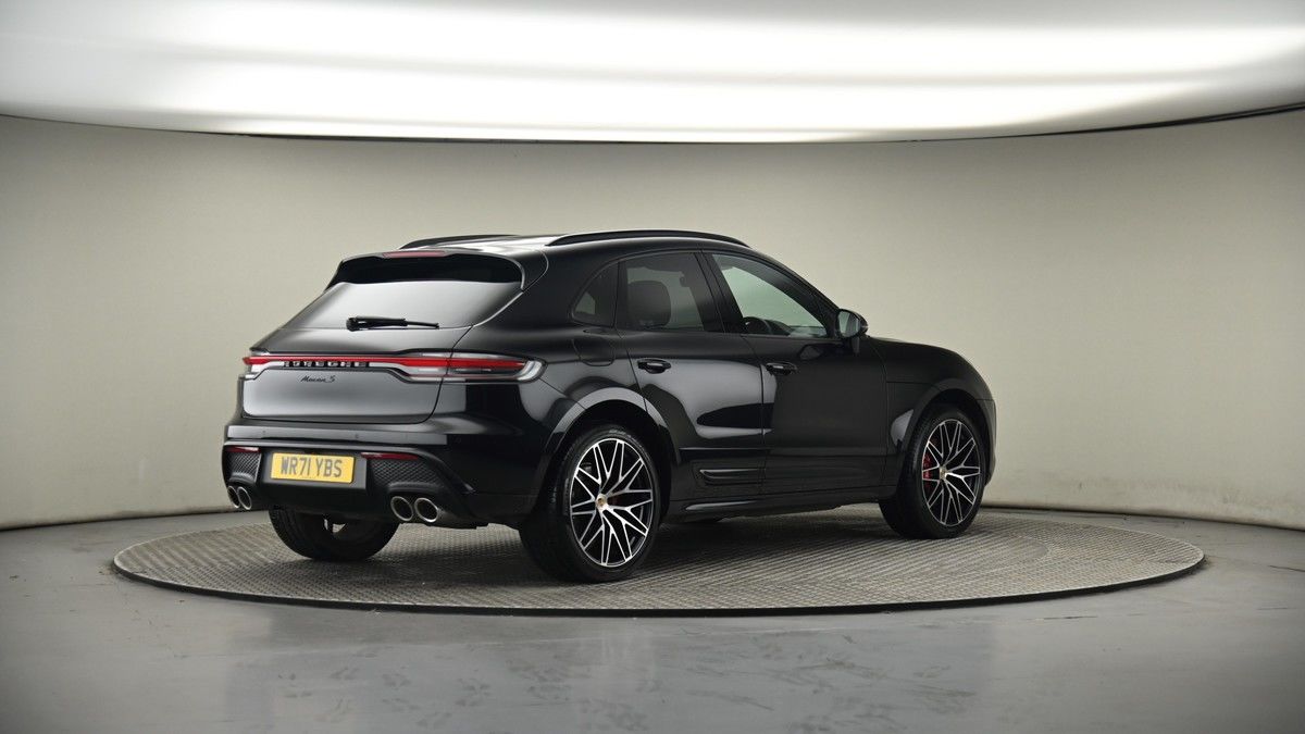 Porsche Macan Image 7