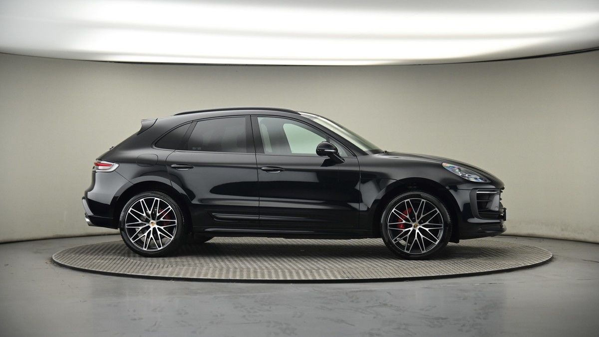 More views of Porsche Macan