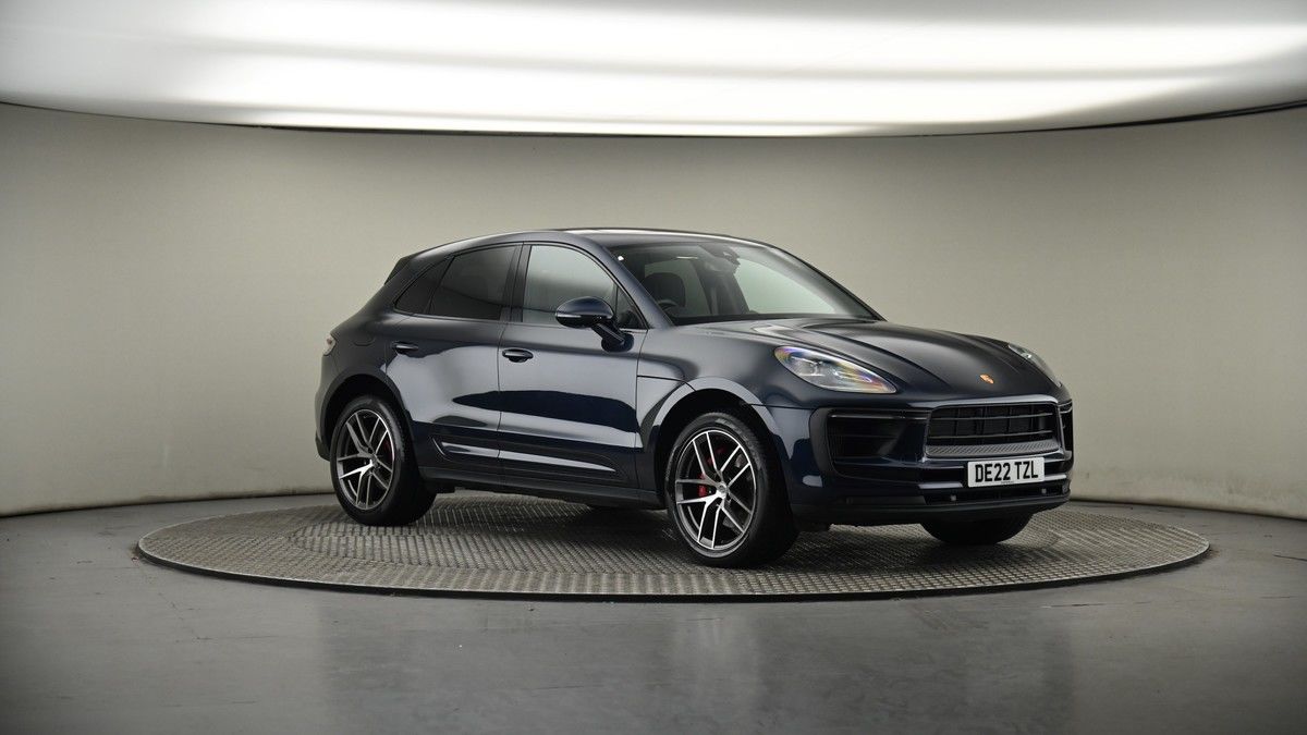 More views of Porsche Macan