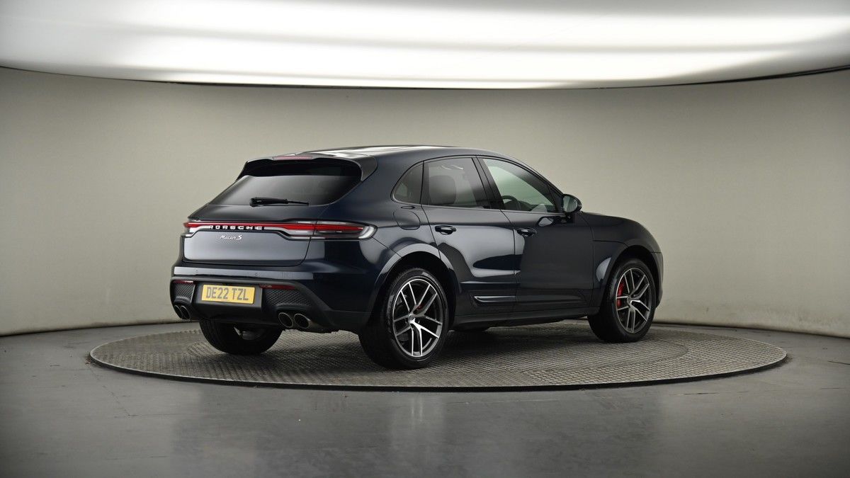 Porsche Macan Image 7