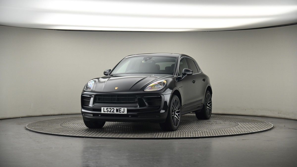 More views of Porsche Macan