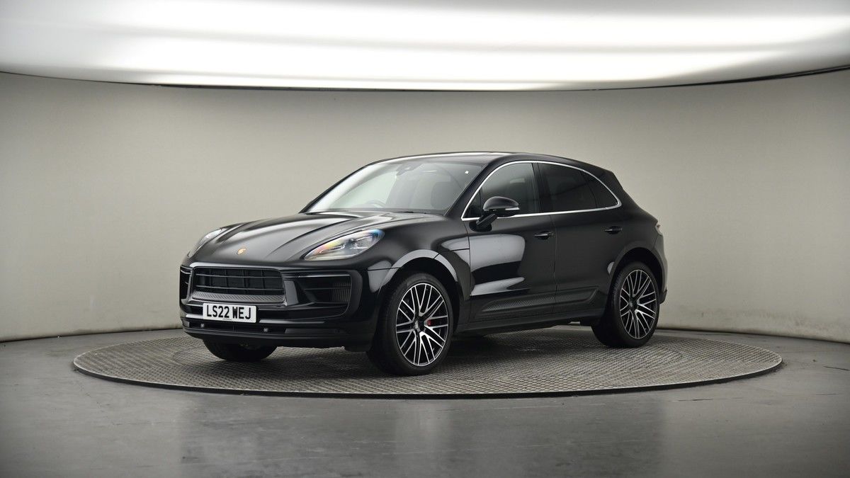 More views of Porsche Macan