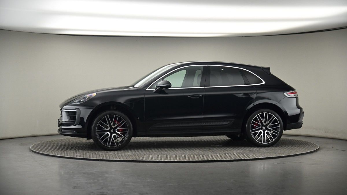 More views of Porsche Macan