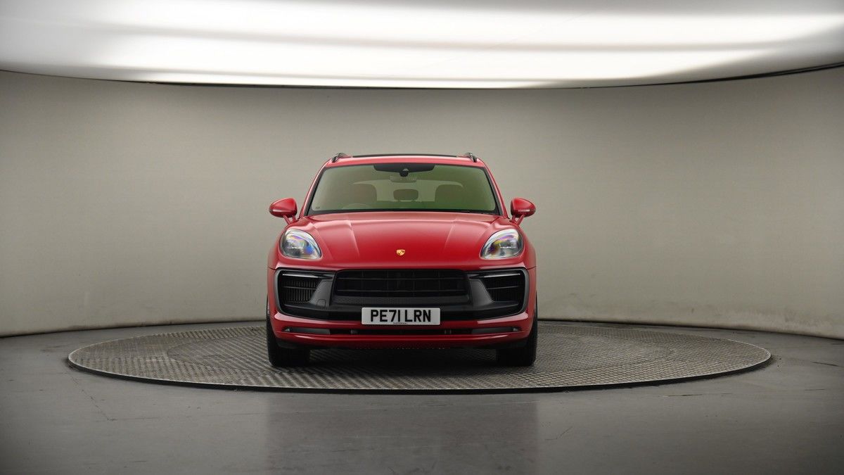 Porsche Macan Image 18