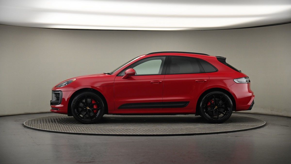 Porsche Macan Image 19