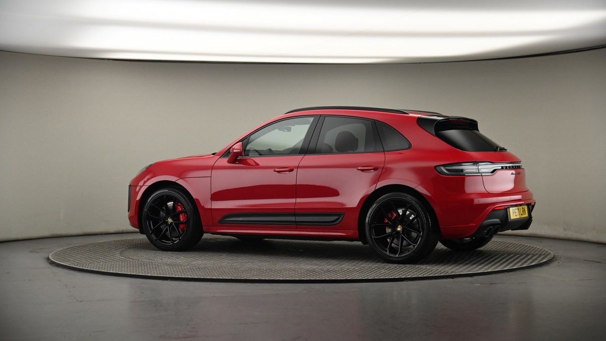 More views of Porsche Macan