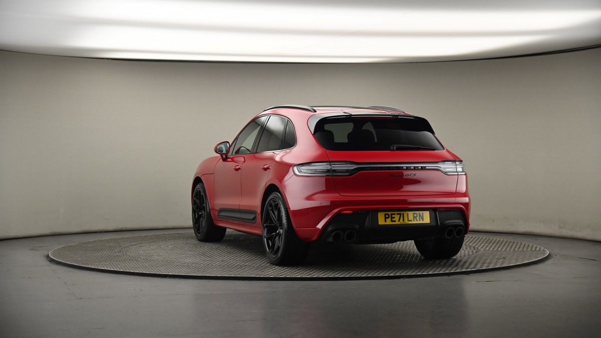 More views of Porsche Macan