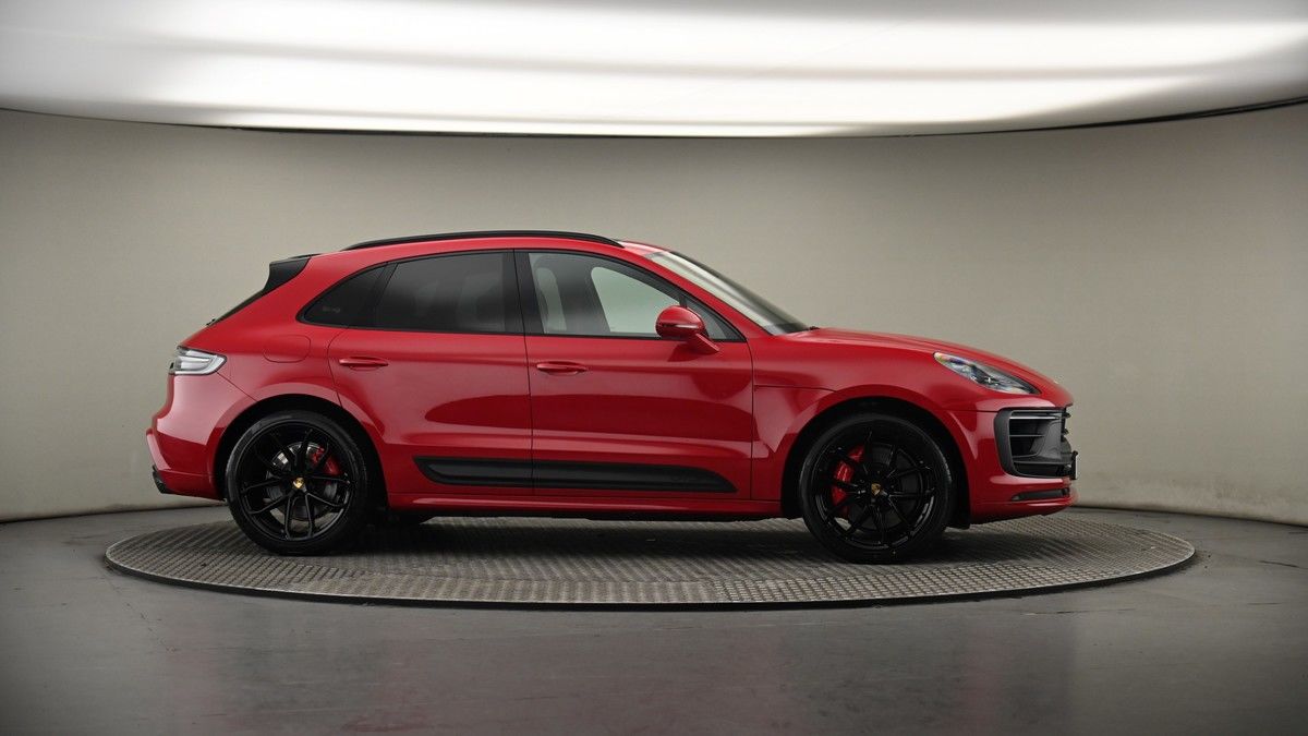 More views of Porsche Macan