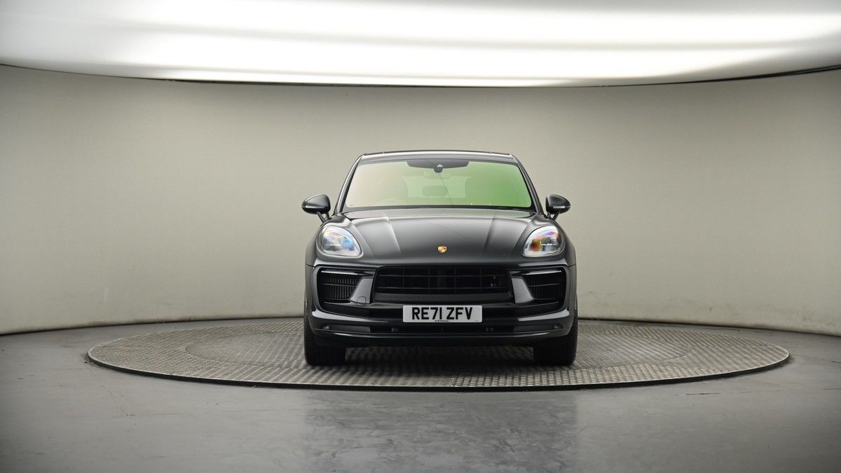 Porsche Macan Image 18