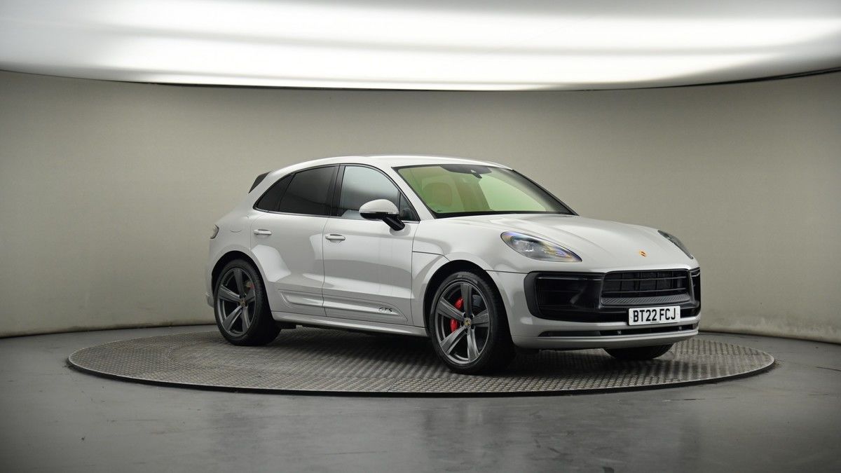 More views of Porsche Macan