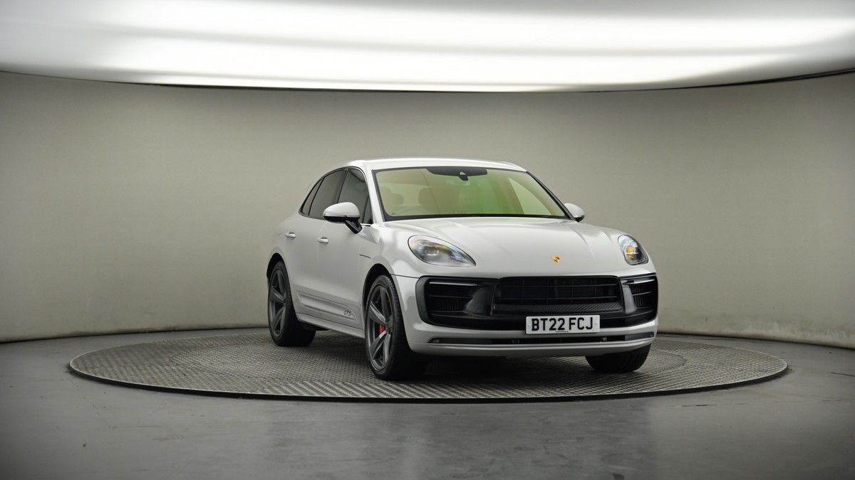 More views of Porsche Macan