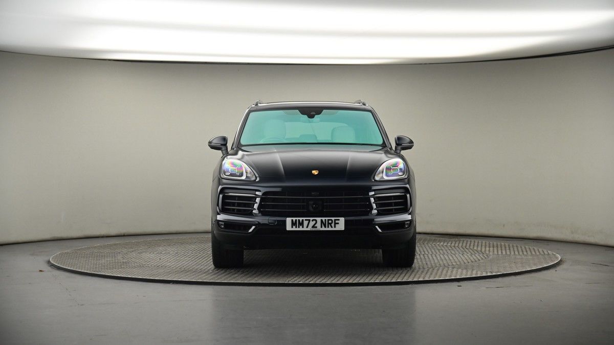 Porsche Cayenne Image 18