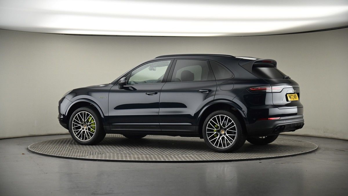 More views of Porsche Cayenne