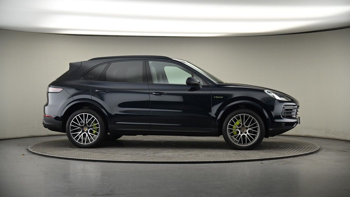 More views of Porsche Cayenne