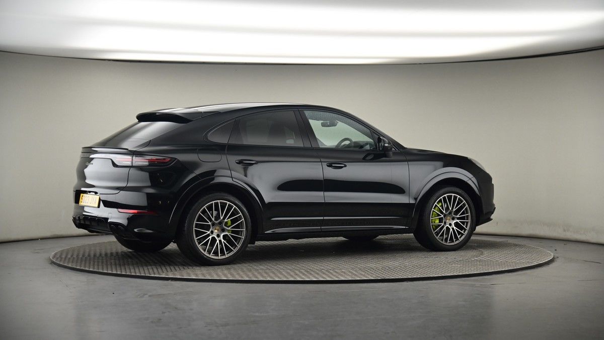 More views of Porsche Cayenne