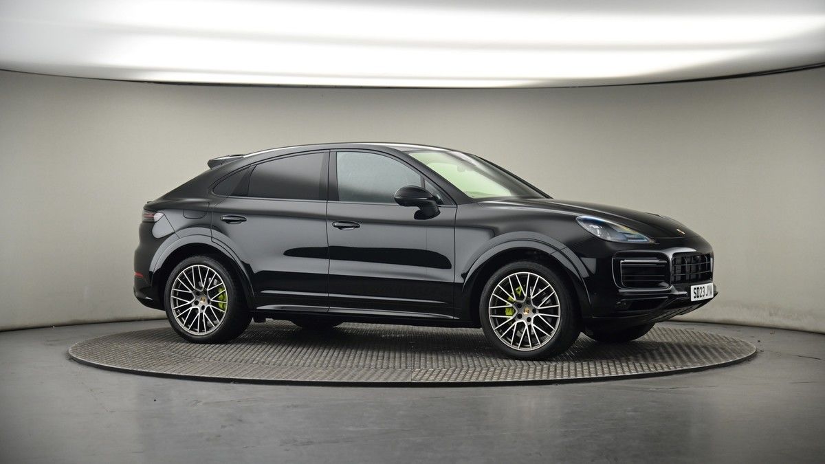 More views of Porsche Cayenne