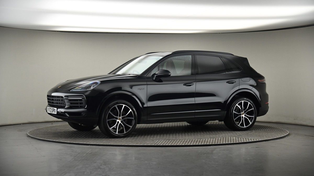 More views of Porsche Cayenne